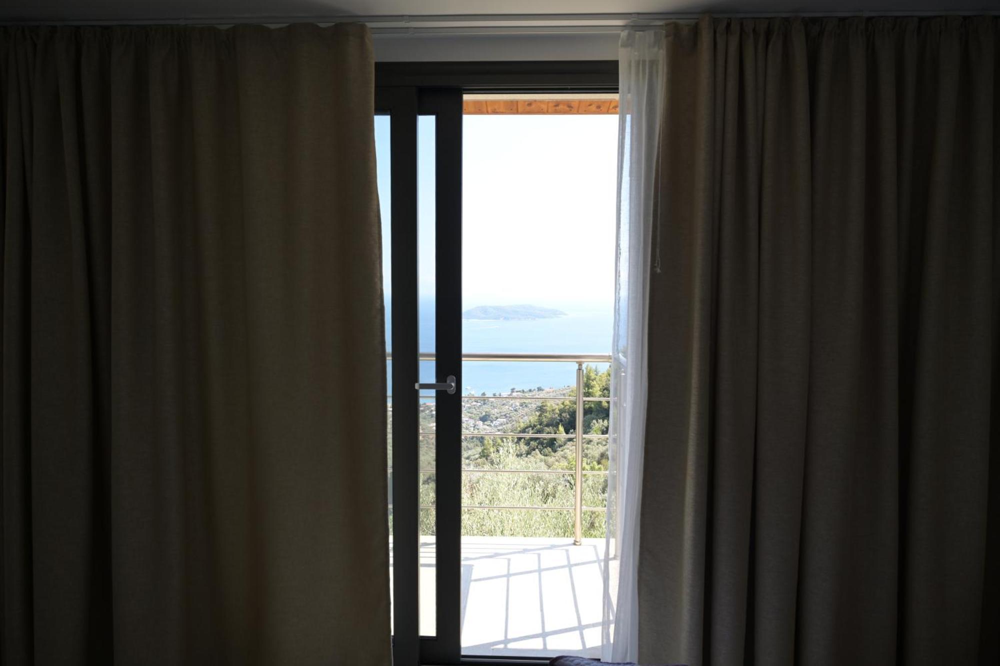Sky Sea Resort & Villas Megali Ammos  Ngoại thất bức ảnh